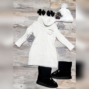 Cream flower 🌼 sweater dress